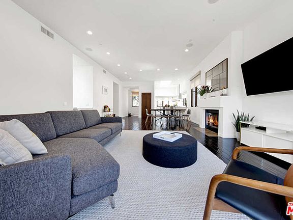 5th image of 2011 Idaho Ave #6