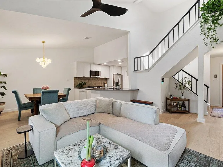 8202 Cache Dr — Photo 7