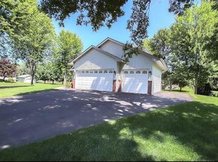23501 Birch Cir, Rogers, MN 55374