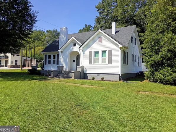 402 Gordon St, Bremen, GA 30110