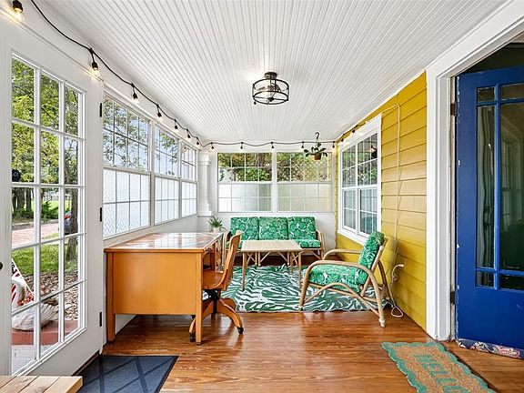 3rd image of 1034 HERSCHELL STREET