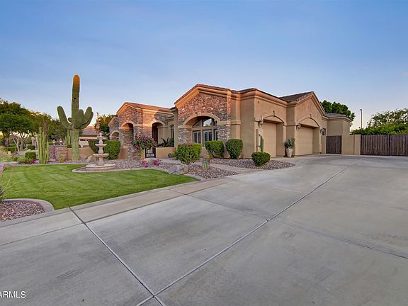 4th image of 3031 E Portola Valley Dr