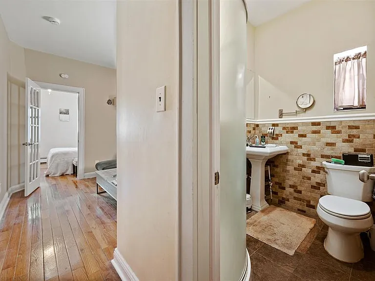 331 Grand St #3 — Photo 5