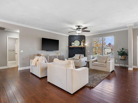 4th image of 5722 S Cottonwood Drive