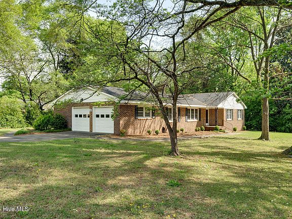 3rd image of 119 S Brighton Street