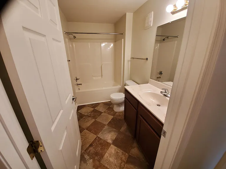 503 Garrison Woods Dr #312 — Photo 12
