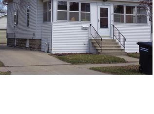 412 W 15th Ave, Oshkosh, WI 54902