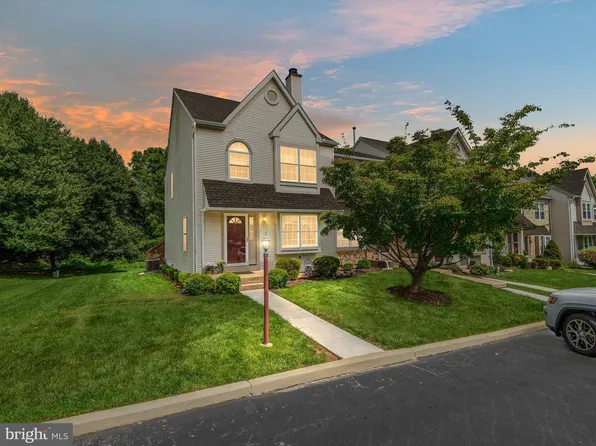 165 Cambridge Cir #79, Kennett Square, PA 19348