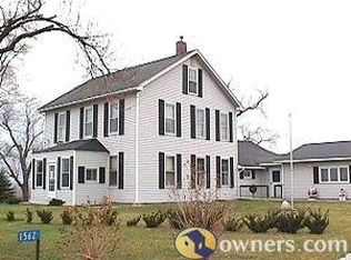 1562 M Ave, Marengo, IA 52301