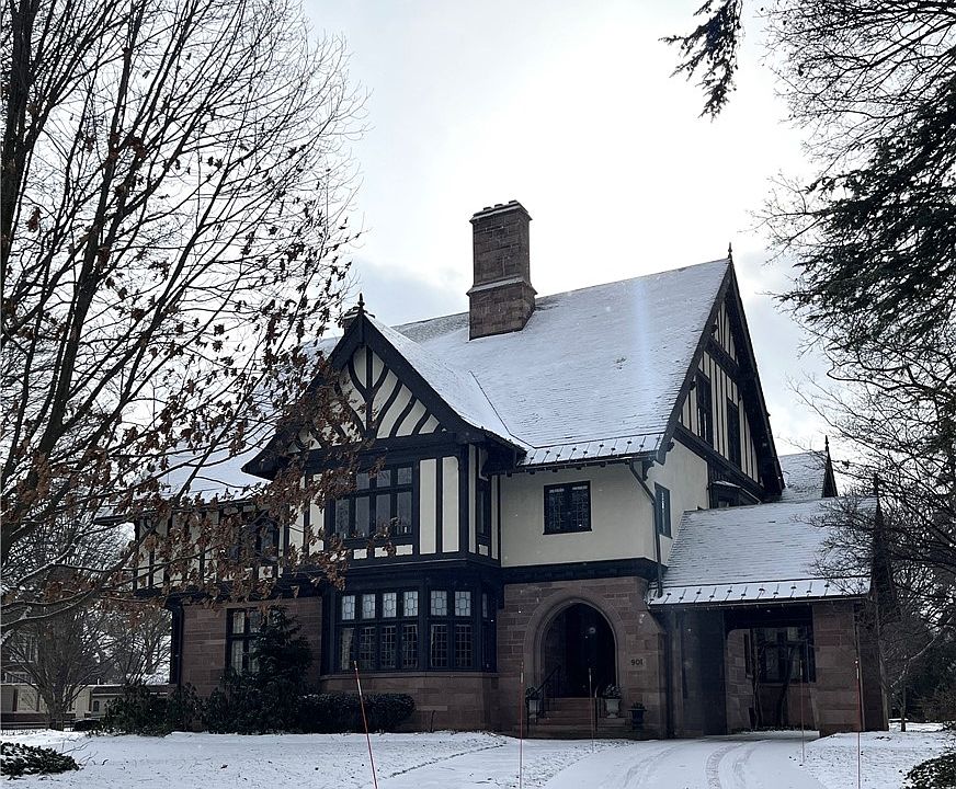 1st image of 901 East Ave #A