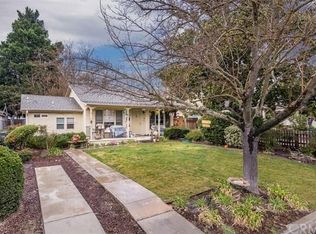 213 Oak St, Paso Robles, CA 93446