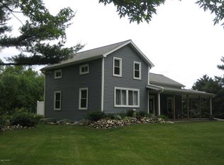 1195 D Dr S, East Leroy, MI 49051
