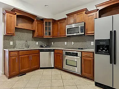 315 Commons Gate Ct — Photo 3