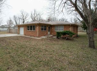 6148 S Greenwood St, Wichita, KS 67216