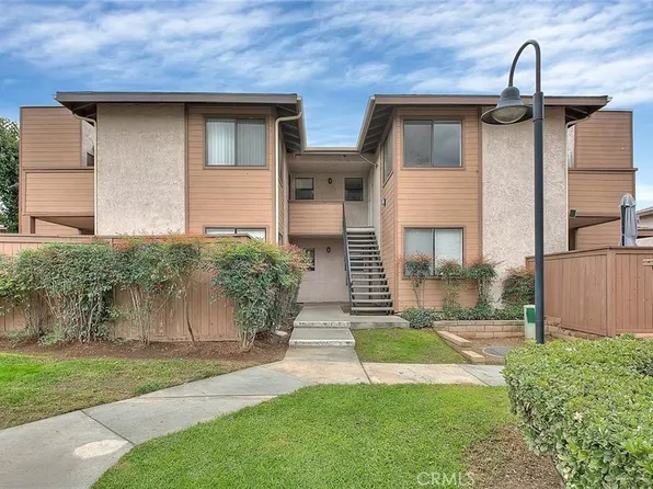 1333 Massachusetts Ave APT 201, Riverside, CA 92507