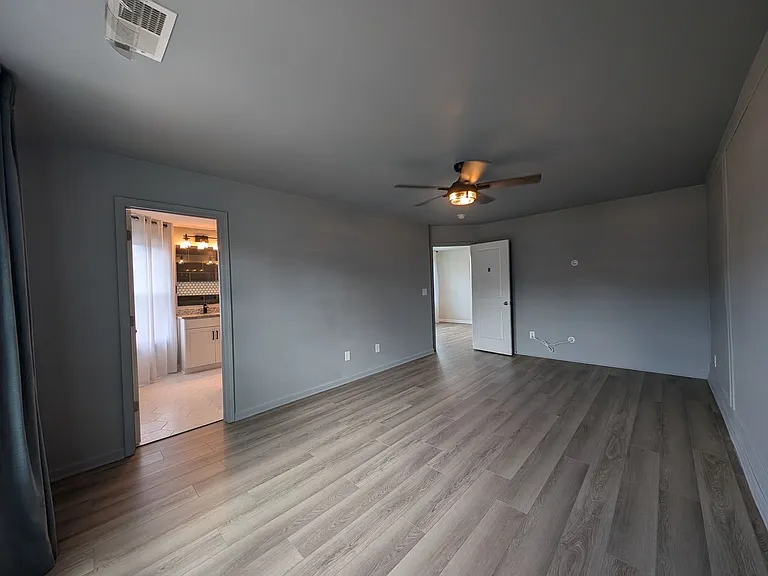 634 Cypress Glen Ln — Photo 18