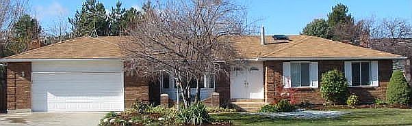 Ranch in great location!