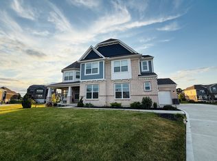 6346 Walker Ct, Mason, OH 45040