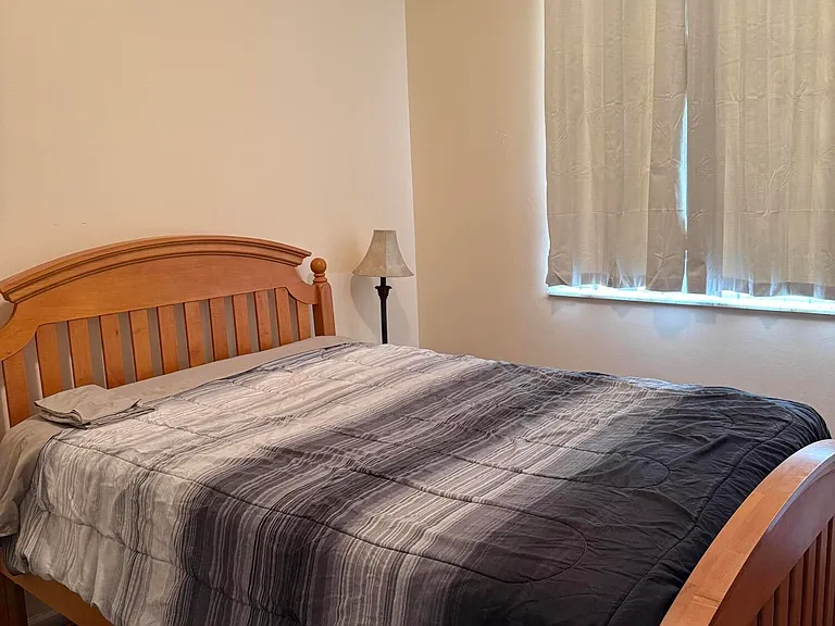 2100 Greenview Shores Blvd #511 — Photo 11