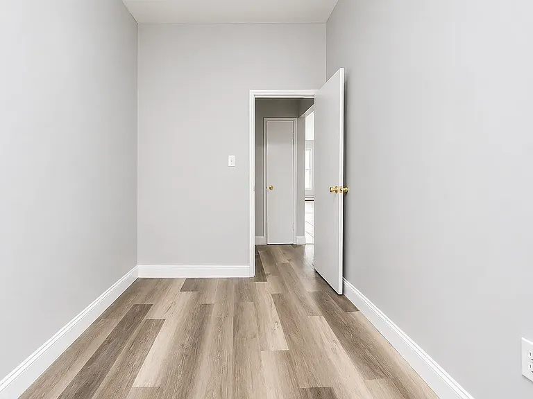 227 Thomas S Boyland St #3 — Photo 7