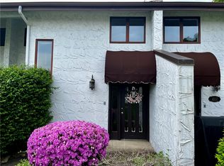 402 Casa Vita Dr, Greensburg, PA 15601