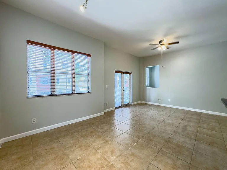 2313 Vintage Dr — Photo 14