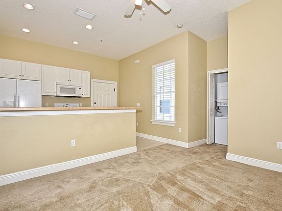3rd image of 1459 Lake Baldwin Ln APT C