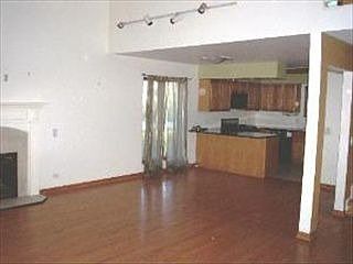 3rd image of 14121 W Forest Ave