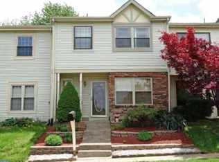 295 Ward Ct, Holland, PA 18966