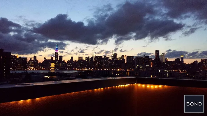 Sold by Bond New York | media 7