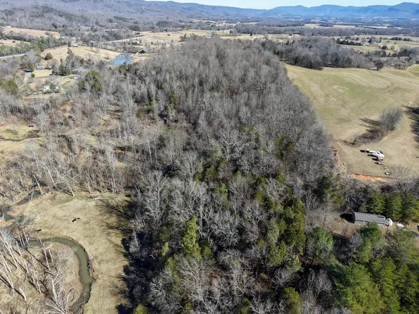 15634 Old State Highway 28, Pikeville, TN 37367