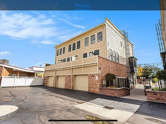 141 Paton Manor Garage