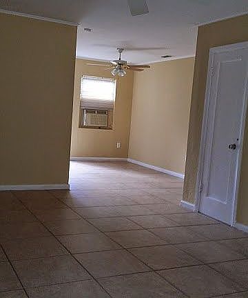 3rd image of 1583 NE 116th St