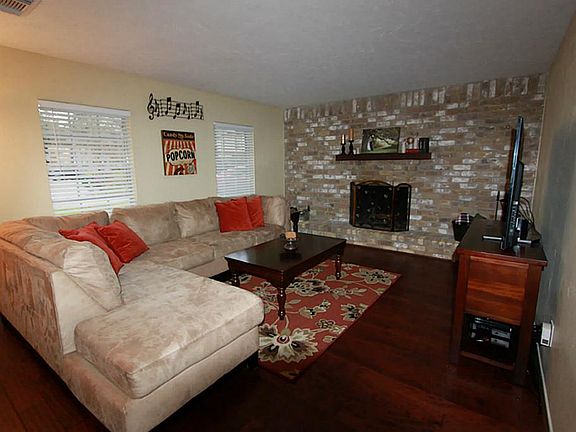 5th image of 2909 Sycamore Springs Ct