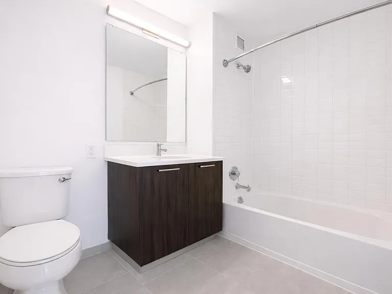 1524 Sheepshead Bay Rd #7G — Photo 9