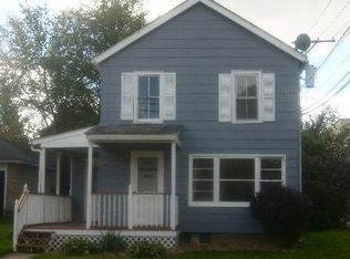 129 E Prairie St, Crystal Lake, IL 60014