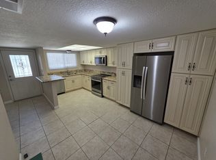 4610 Grand Dr UNIT 2, Las Vegas, NV 89169
