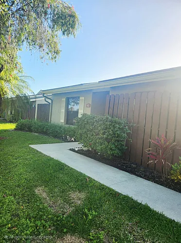 63 Meadows Dr #6C Photo 1
