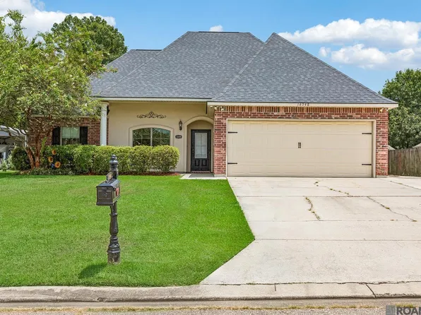 16348 Turning Leaf Dr, Prairieville, LA 70769