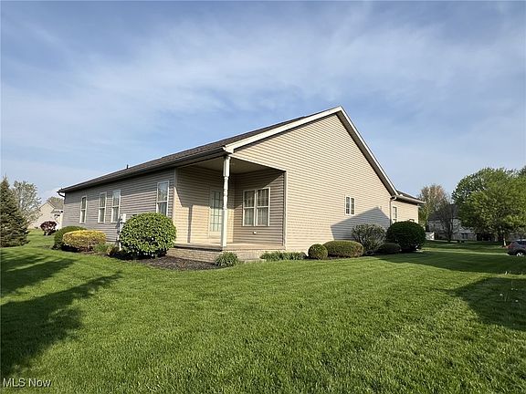 2nd image of 610 Parkdale Dr