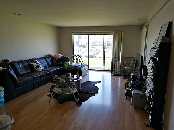 4th image of 950 N Countryside Dr APT 108