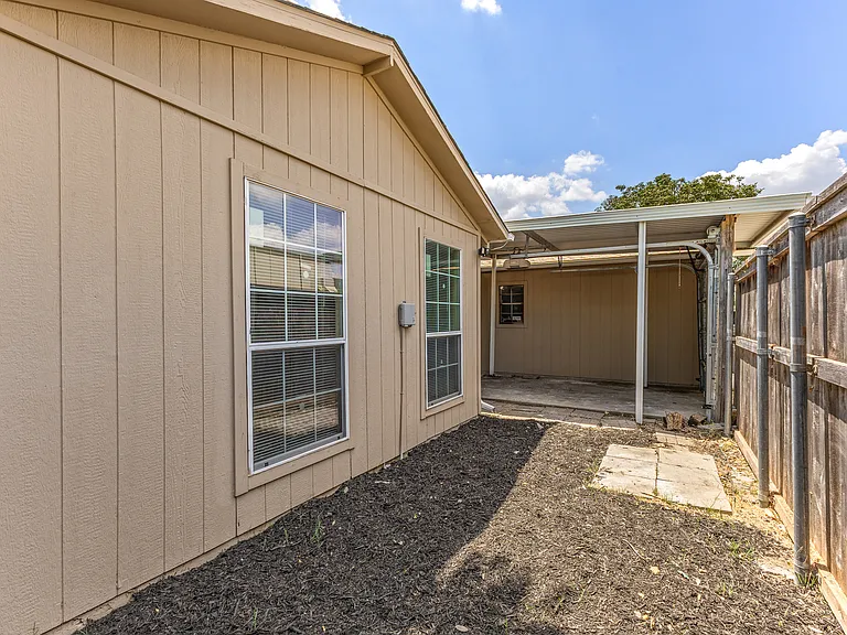 929 Meadow Mead Dr — Photo 18