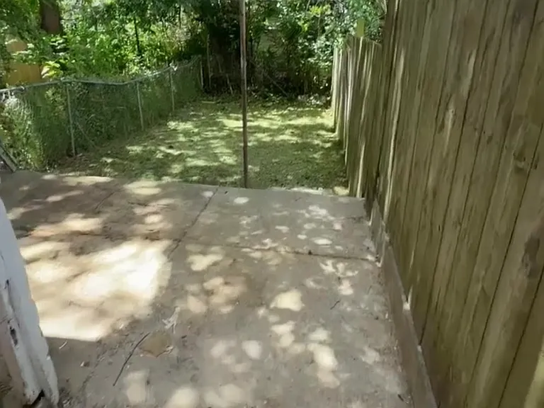 416 Beaver St — Photo 32