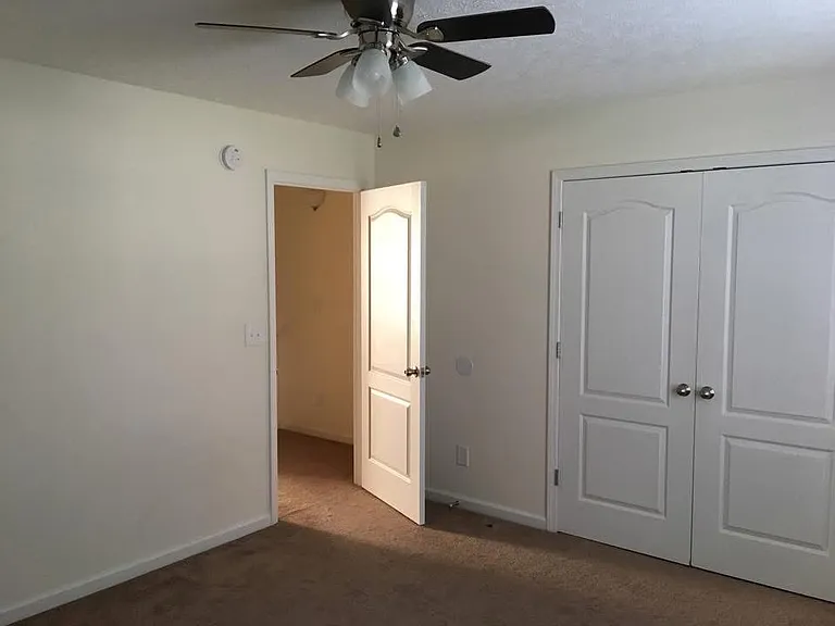 213 Cranklen Cir — Photo 3