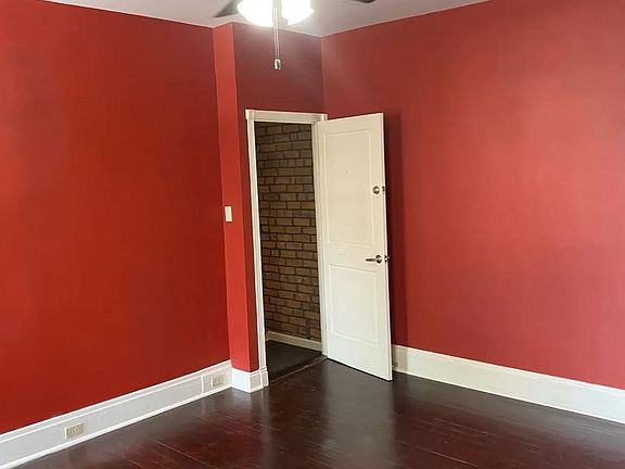 5th image of 1506 Pullan Ave