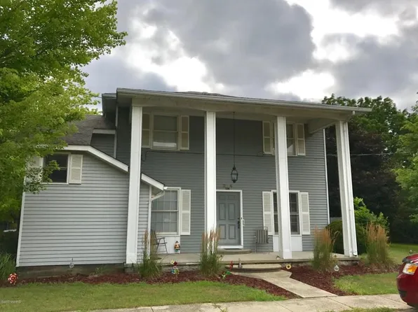 234 N Franklin St, Centreville, MI 49032