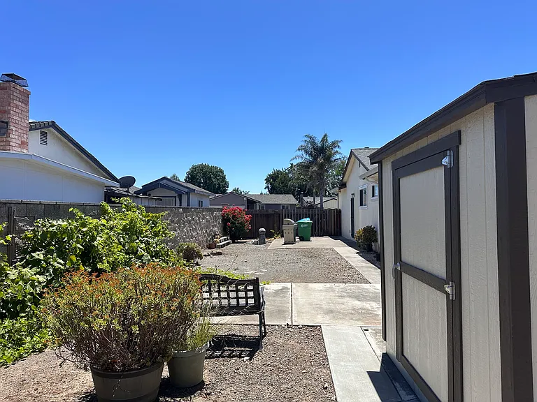 2913 Daisy Ct — Photo 20