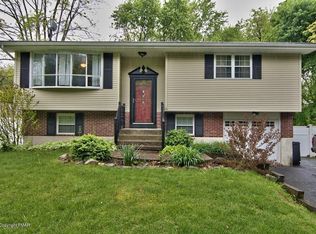 1040 Walnut St, Bangor, PA 18013