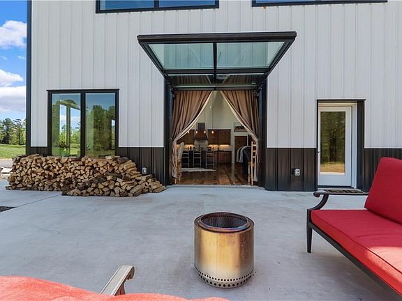 5th image of 1590 Four Mile Church Rd