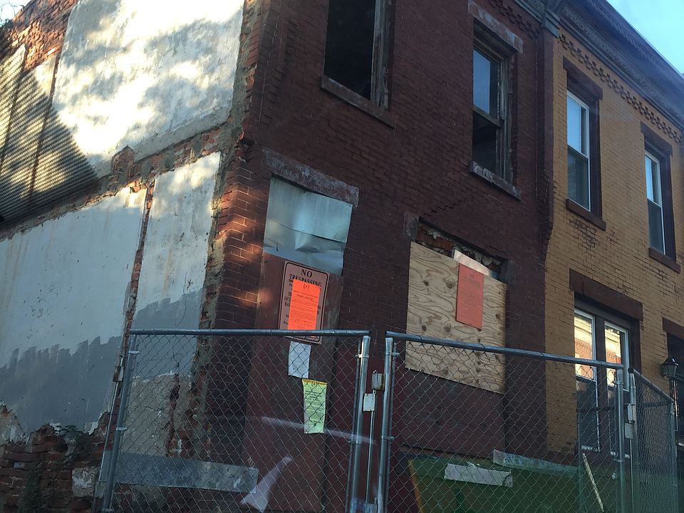 2nd image of 2532 N Patton St
